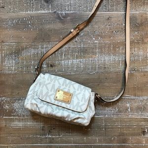 Michael Kors Crossbody Bag